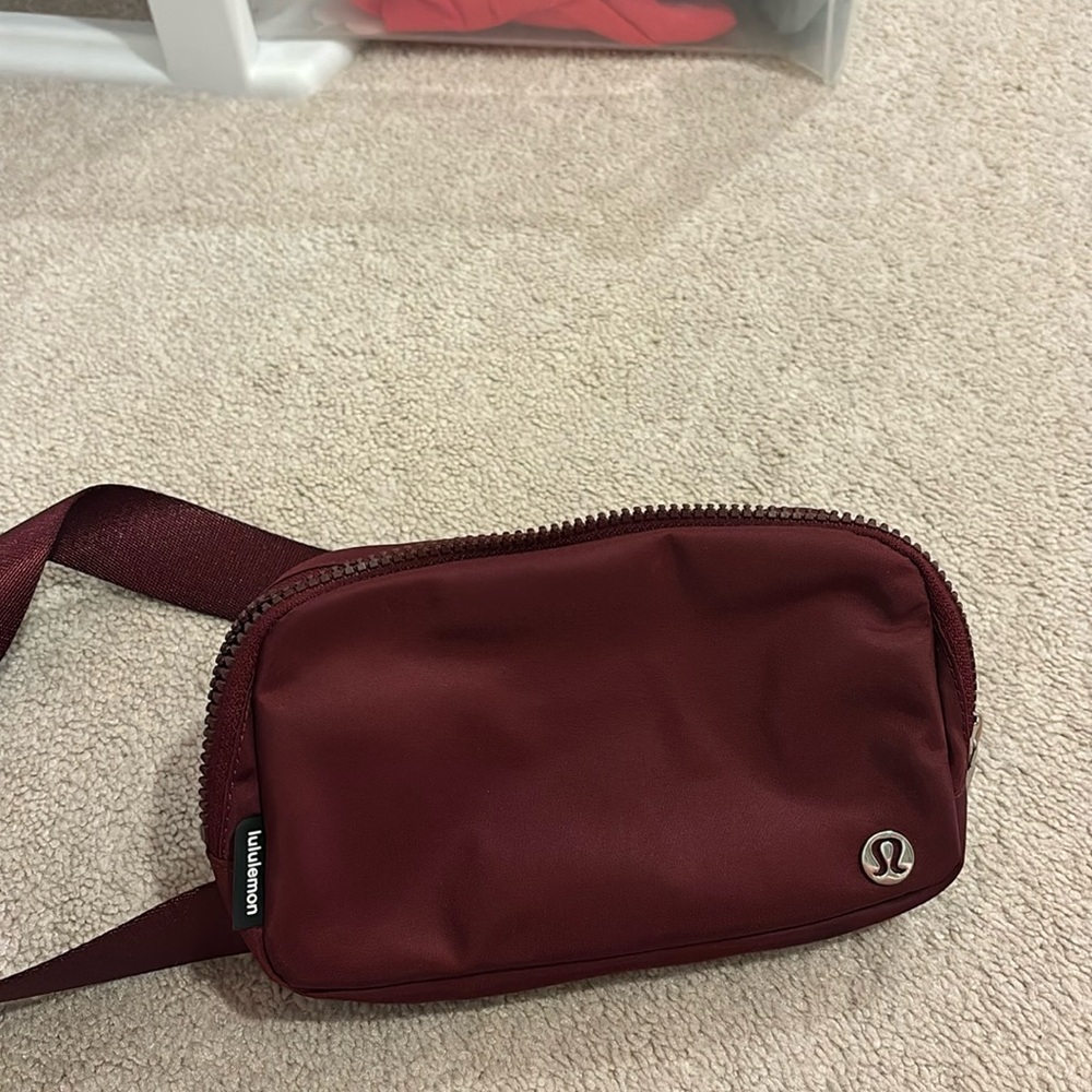 NEW Lululemon belt bag